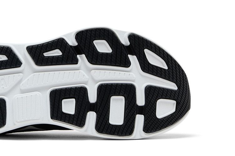 Bondi 9 Black White