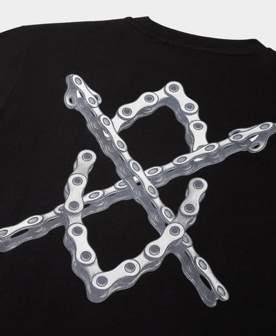 T-shirt Chain Shield