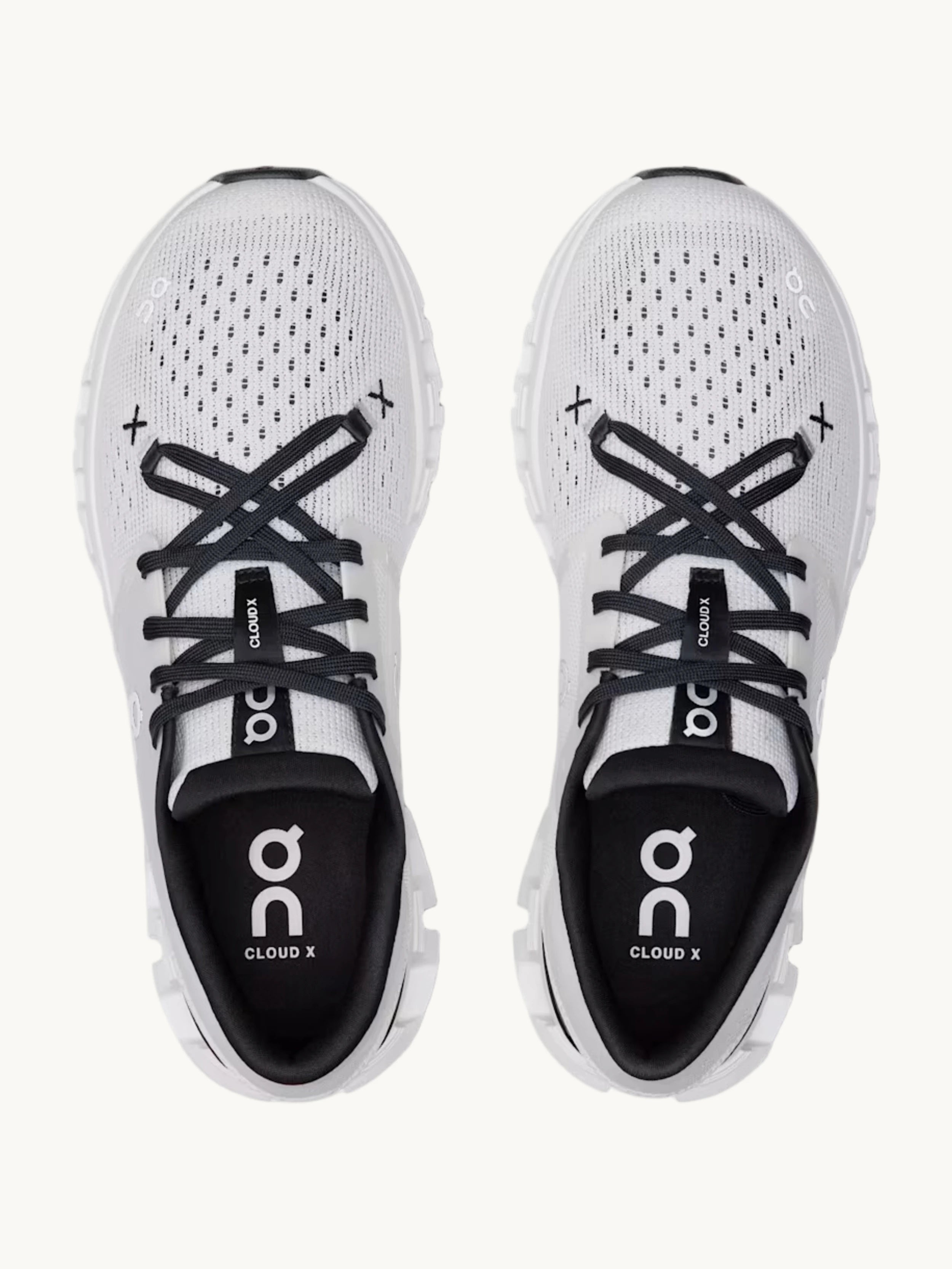 Cloud X 4 Ivory Black