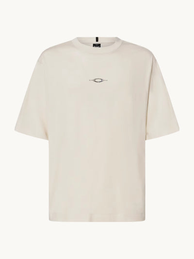 T-shirt Stacked Metal