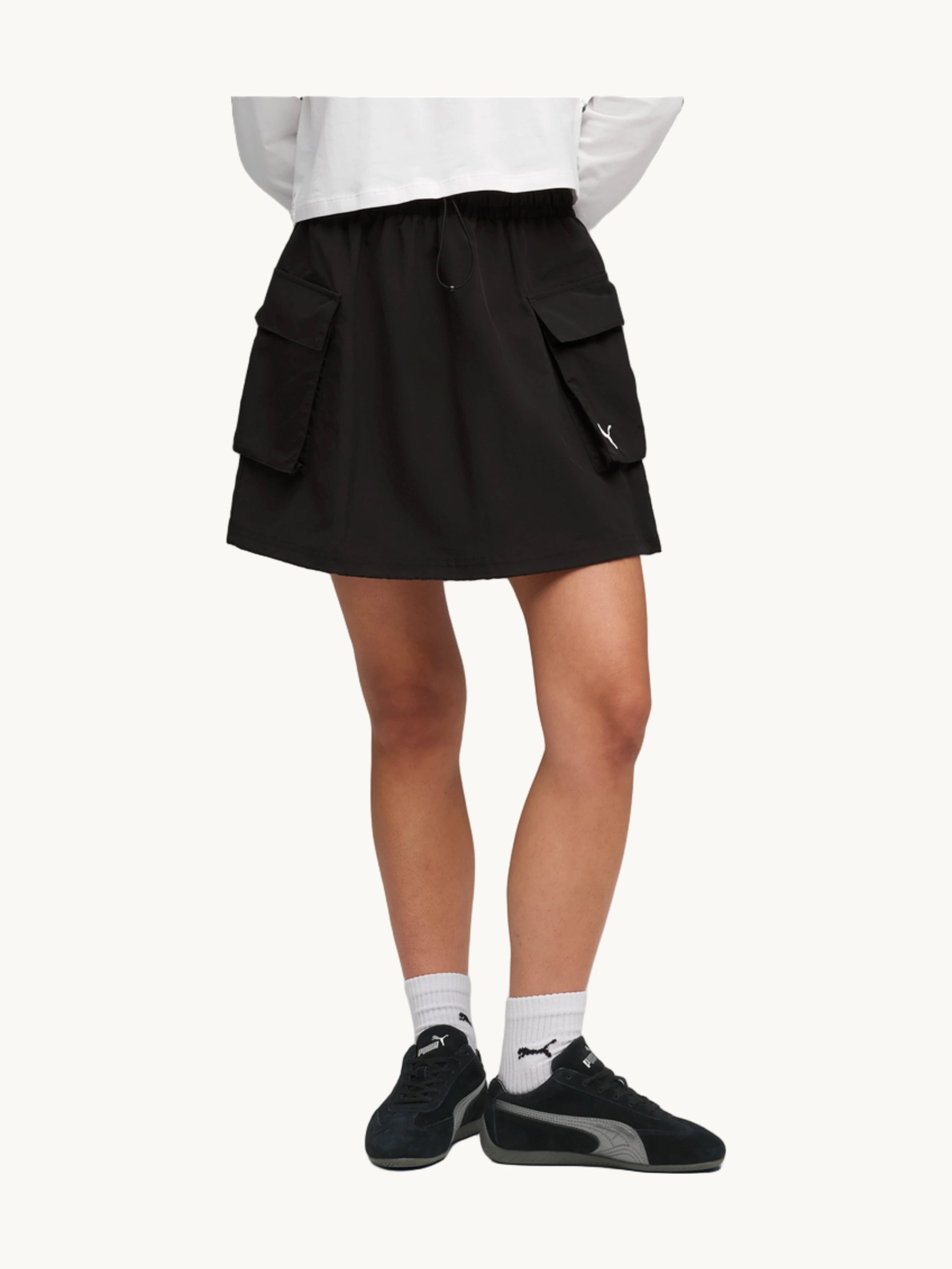 Jupe courte cargo noire