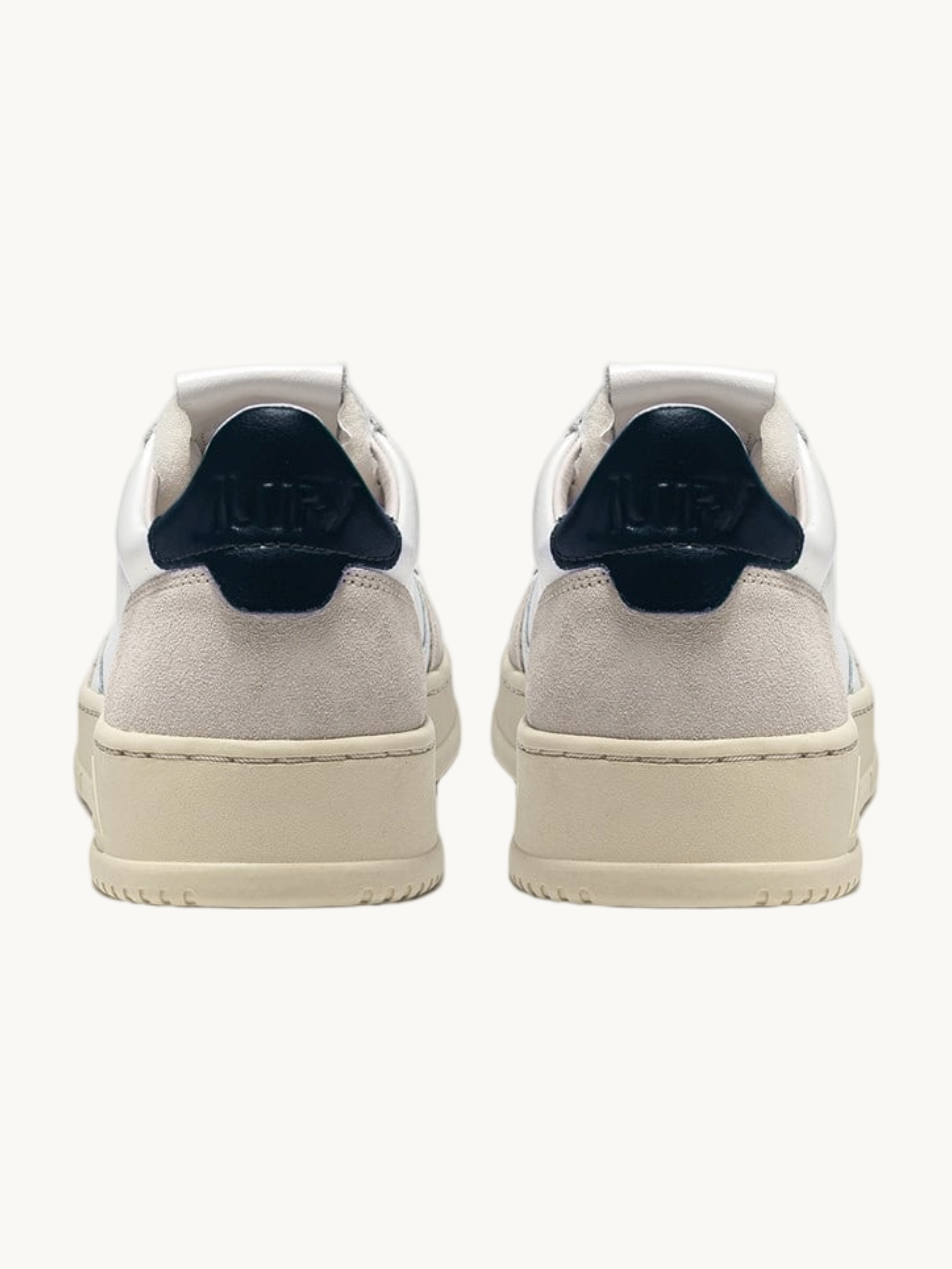 Medalist low white-blue