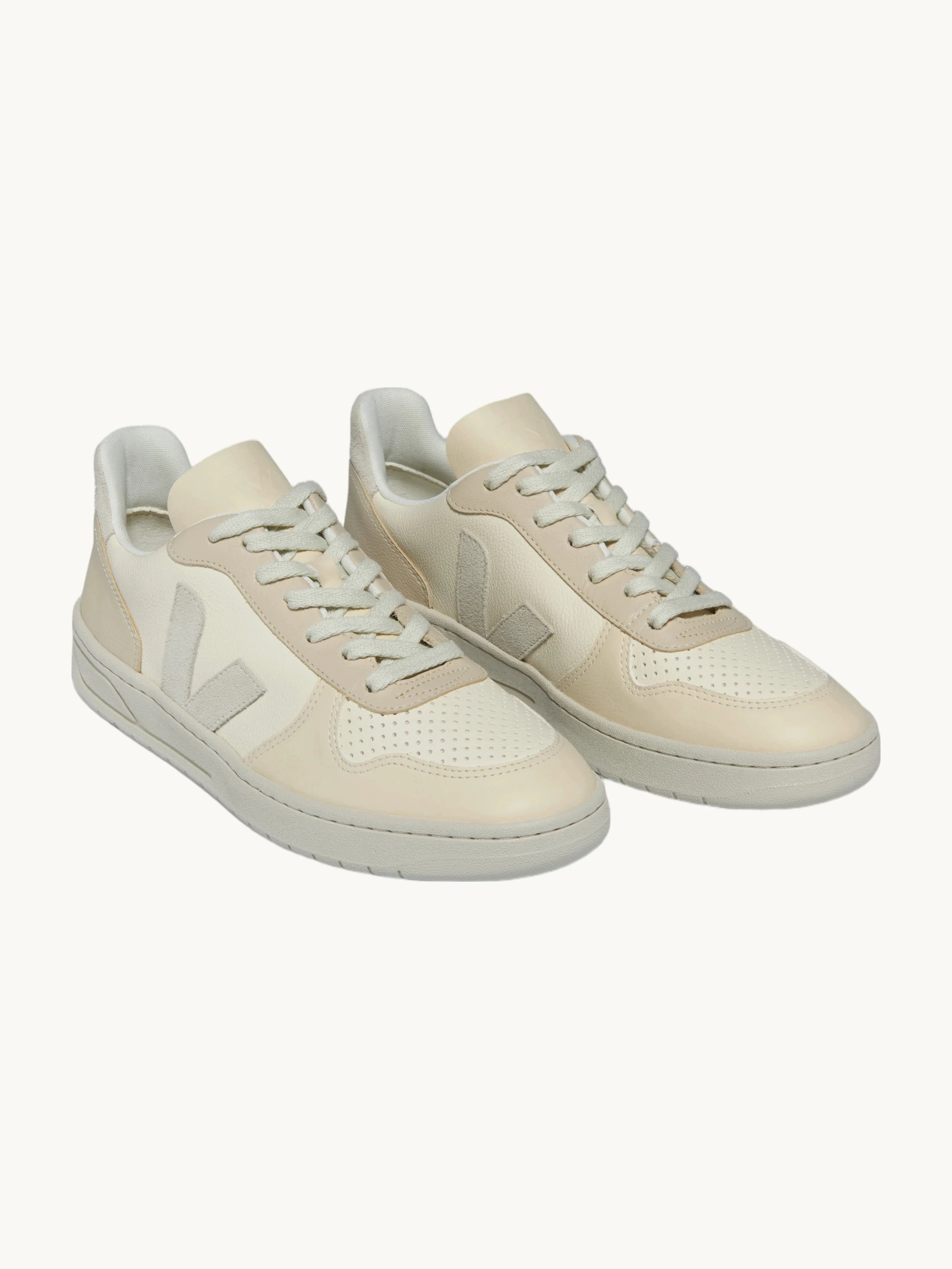 V-10 Leather Cashew Pierre