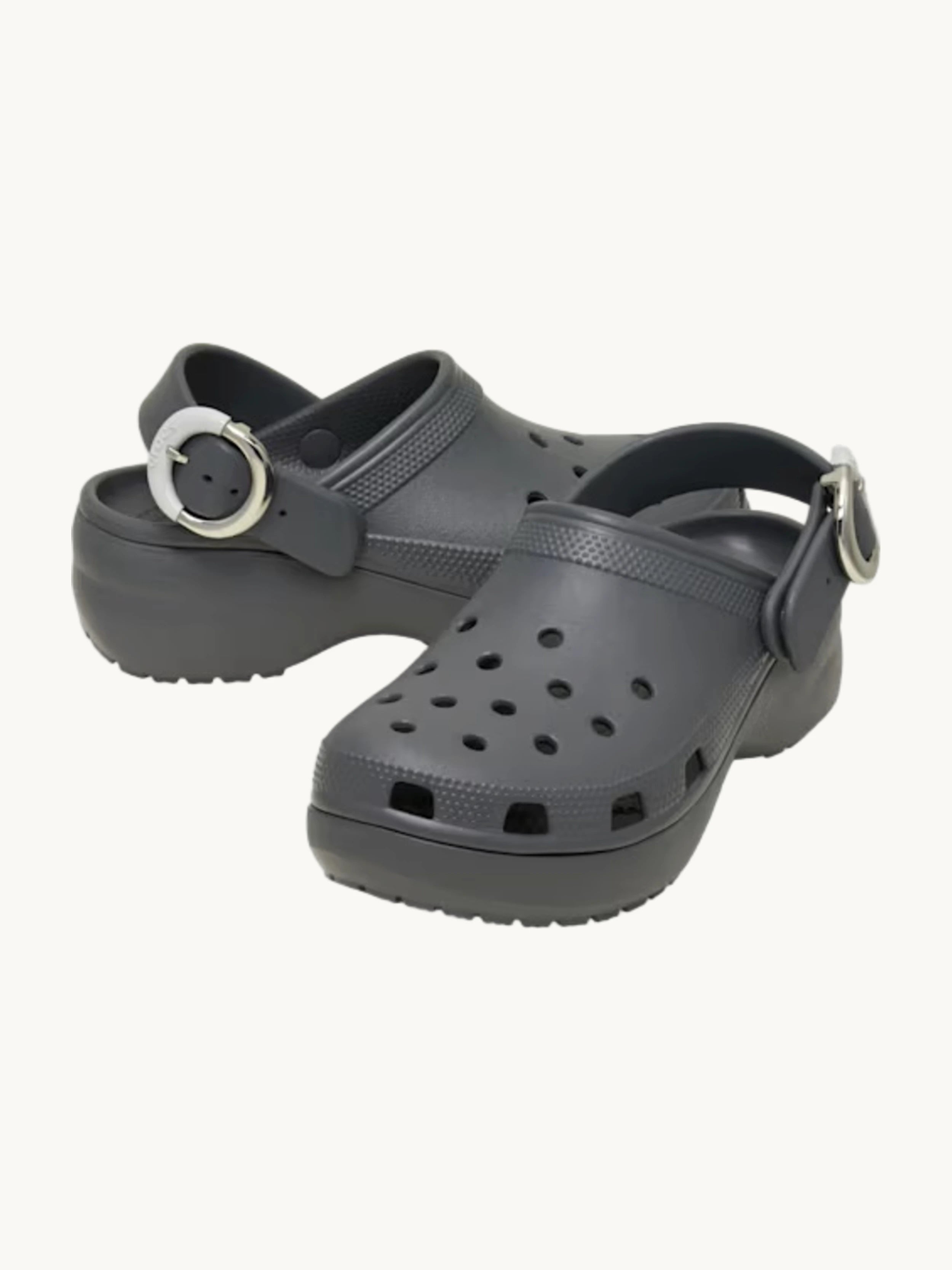 Classic Platform Buckle Carbon