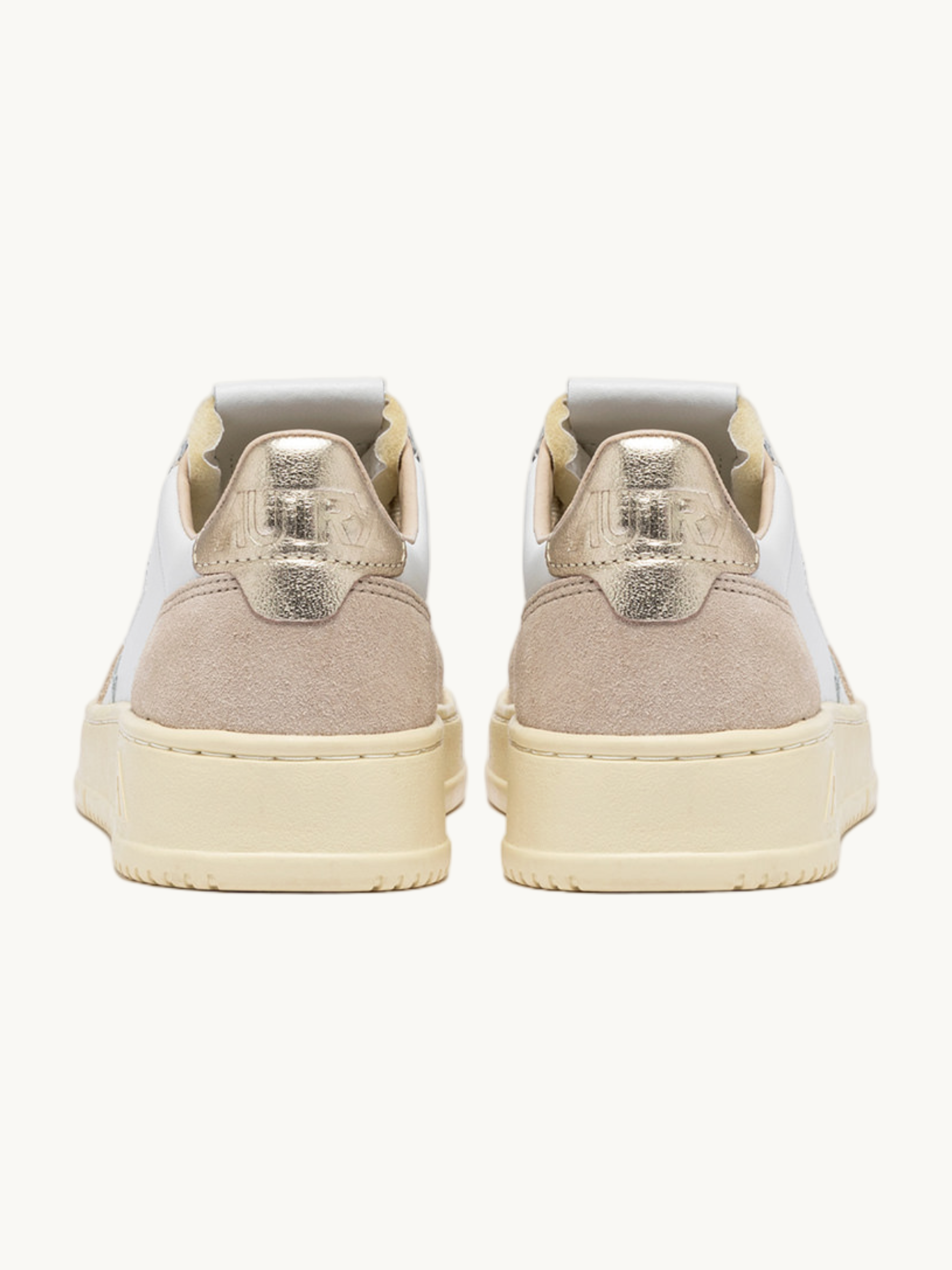 Medalist low white-gold