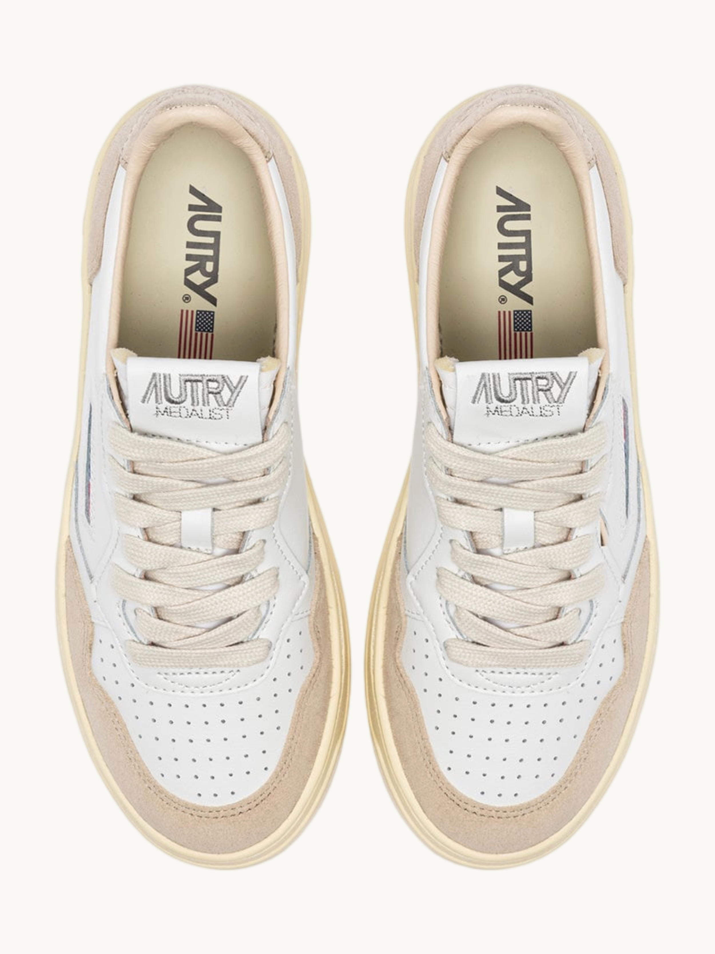 Medalist low white-gold